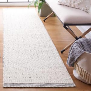 imageMartha Stewart x SAFAVIEH Area Rug Collection  8 x 10 Ivory Handmade Wool Ideal for Living Room Bedroom Office Dining Space MSR9605AIvory